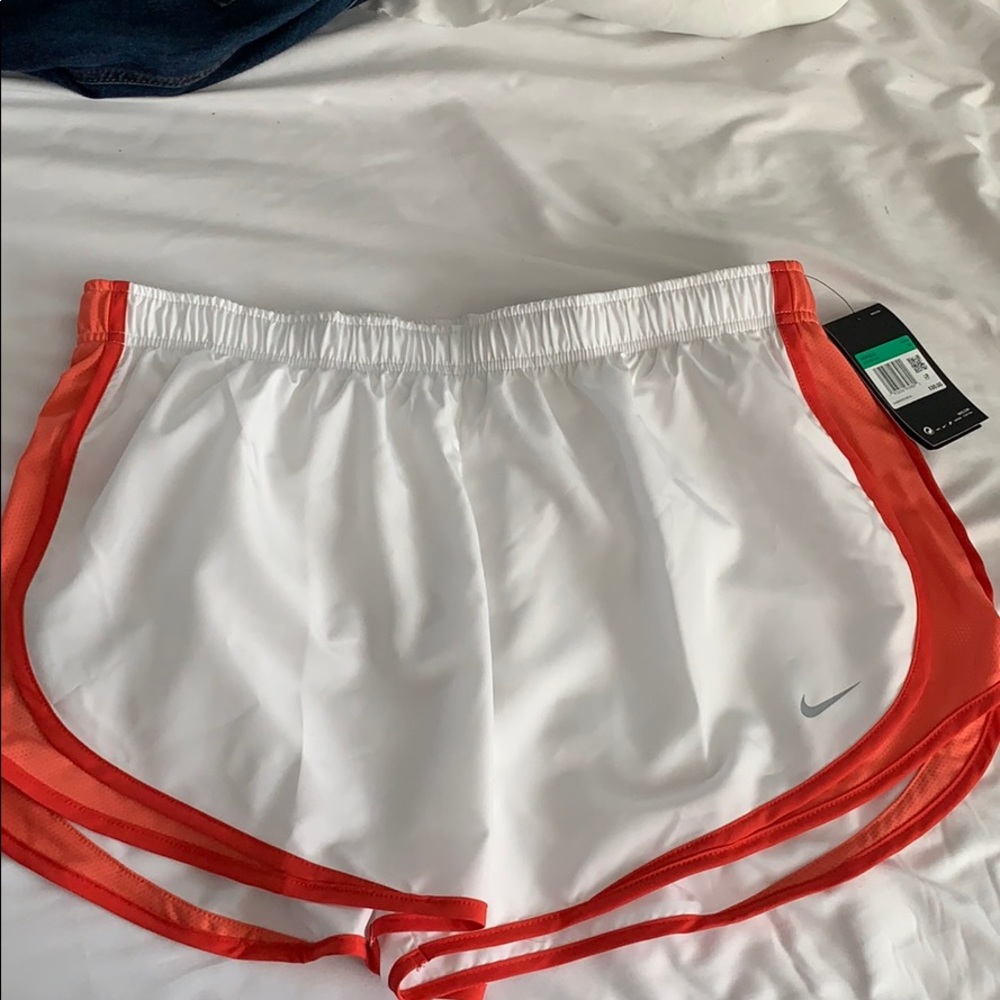 NWT Nike Tempo Shorts